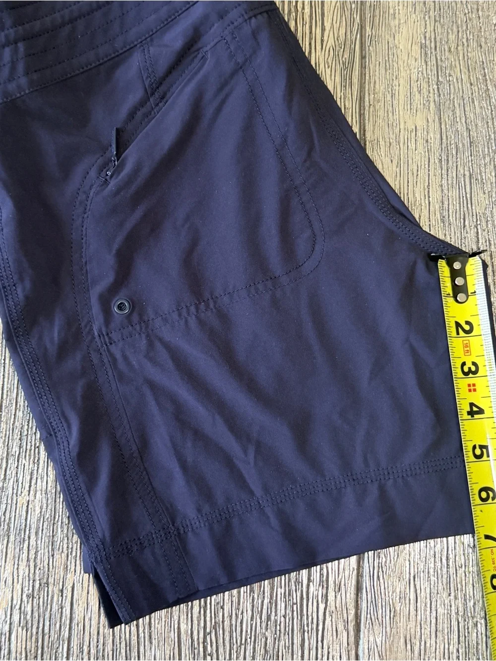 Athleta Navy Drawstring Cargo Active Shorts
